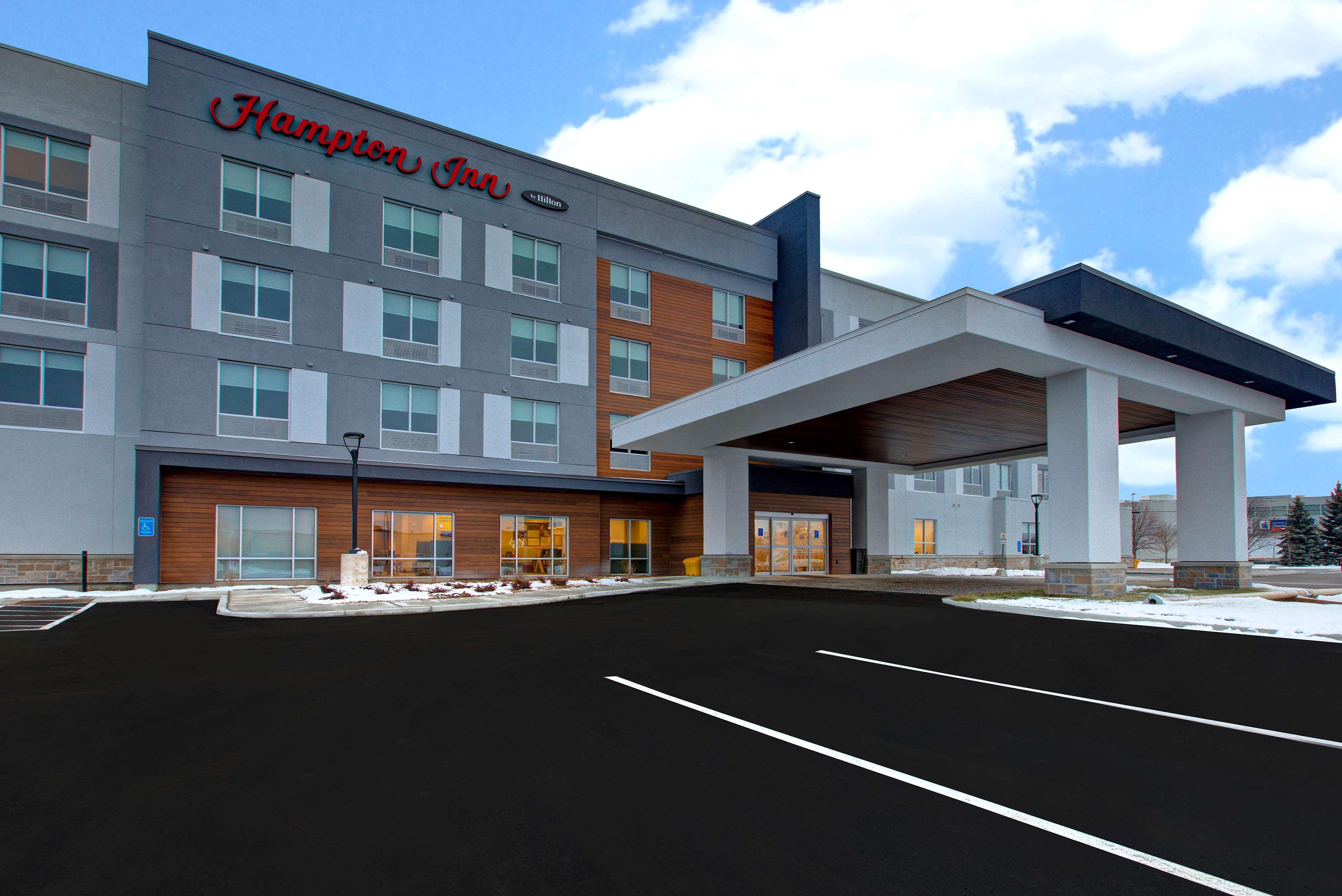 Hampton Brockville, On 3*